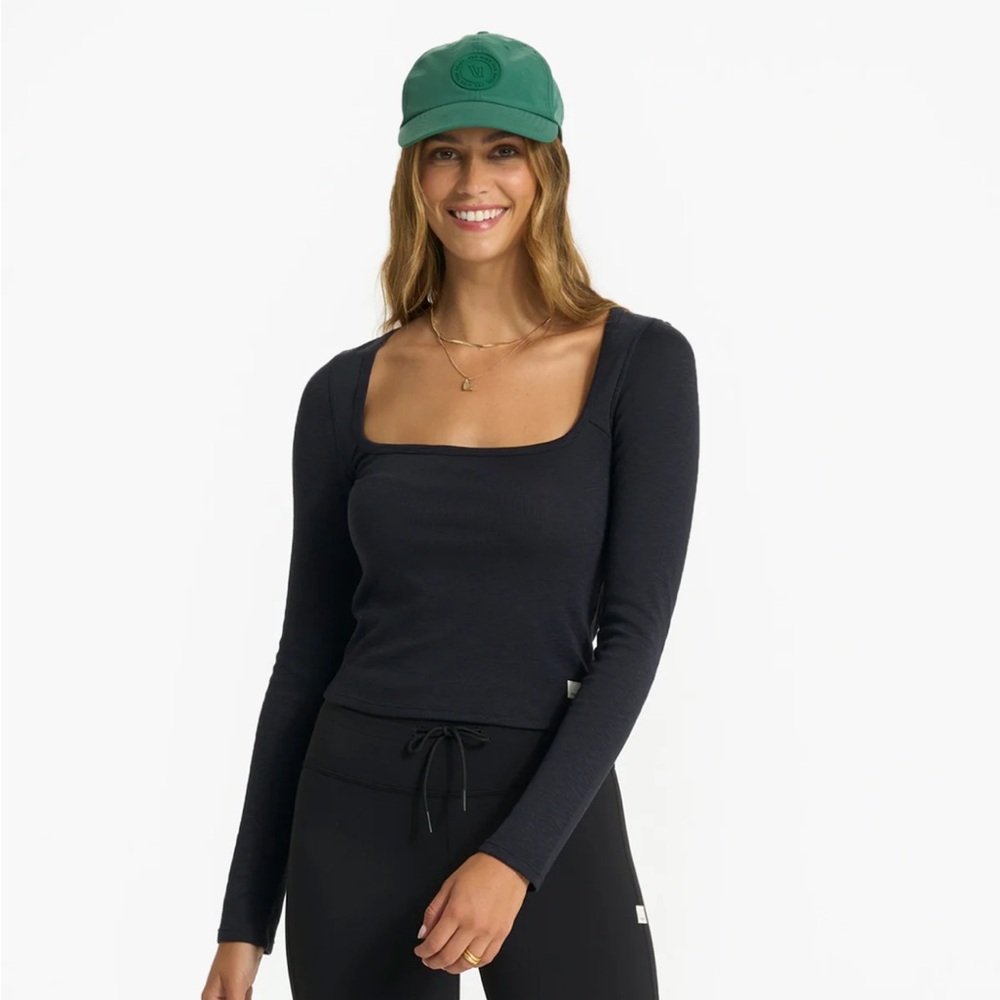 Vuori Sunrise Squareneck Long Sleeve Top Size M